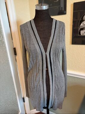 Simply Vera Vera Wang size small Gray Ribbed Open-Front Women's Sweater Cardigan